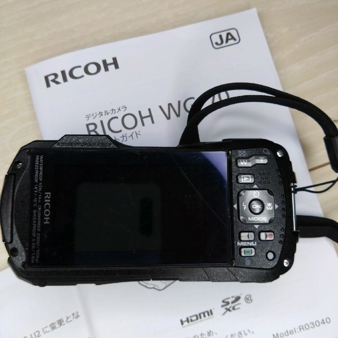 RICOH(リコー)の中古　RICOH コンパクトデジカメ WG-70 BLACK スマホ/家電/カメラのカメラ(コンパクトデジタルカメラ)の商品写真