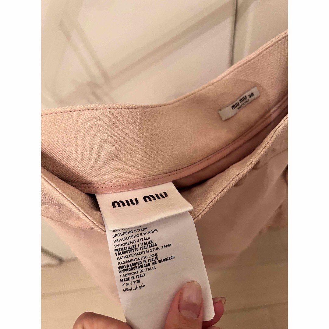 miumiu(ミュウミュウ)のmiumiu スカート レディースのスカート(ひざ丈スカート)の商品写真