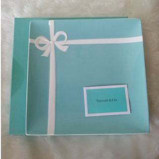 ティファニー(Tiffany & Co.)のTiffany& Co.ティファニーブルーリボンプレート正方形お皿(食器)