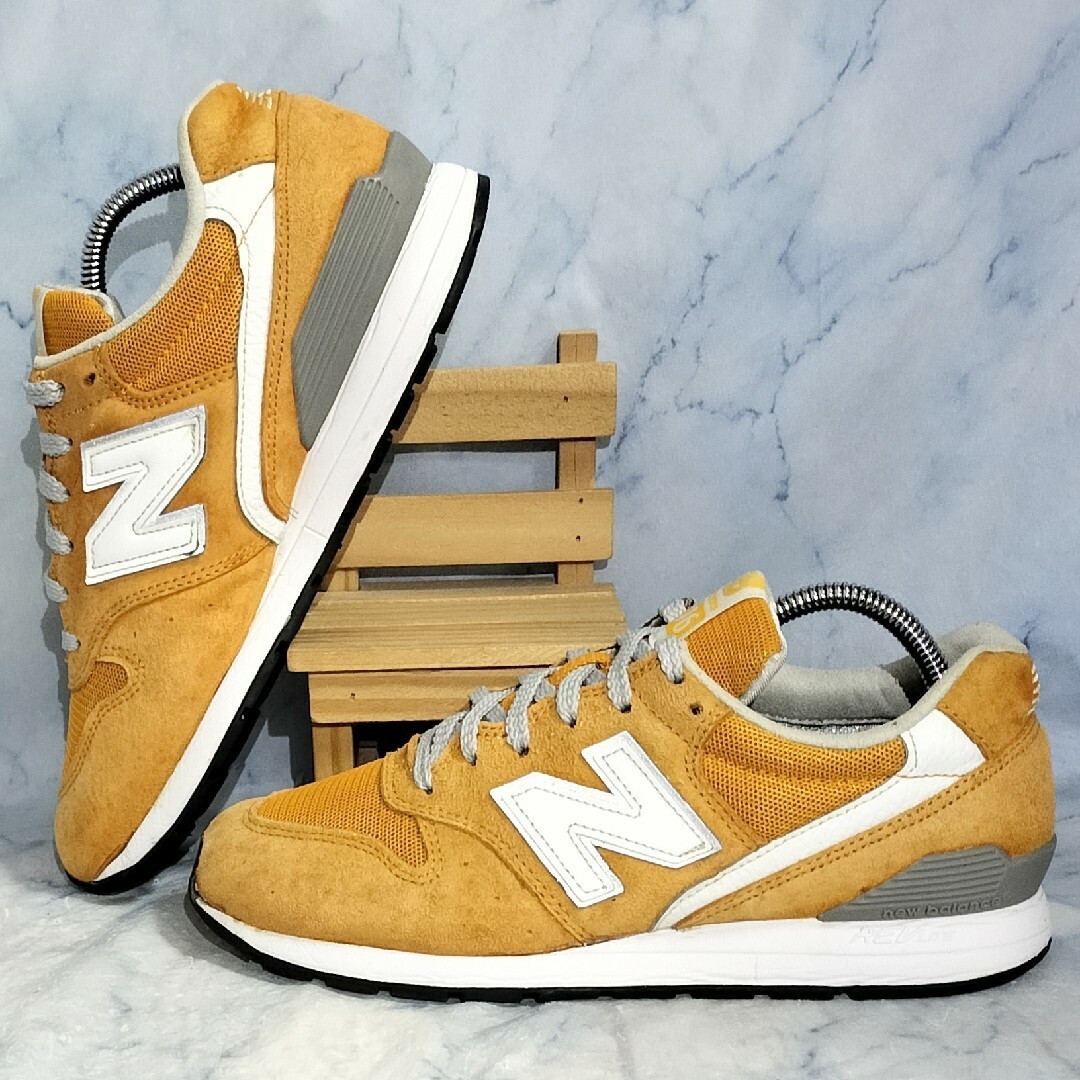 996（New Balance）(キュウキュウロク)の【美品★送料無料】ニューバランスMRL996KEレディースオレンジト23.5cm レディースの靴/シューズ(スニーカー)の商品写真