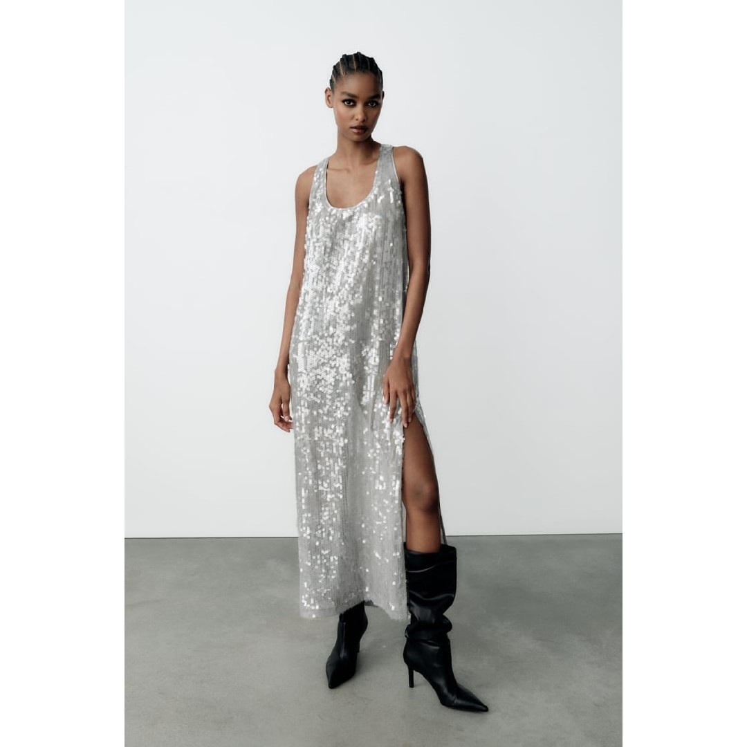ZARA - ZARA スパンコールワンピース XSサイズ シルバーの通販 ZARA - ZARA スパンコールワンピース XSサイズ シルバーの通販