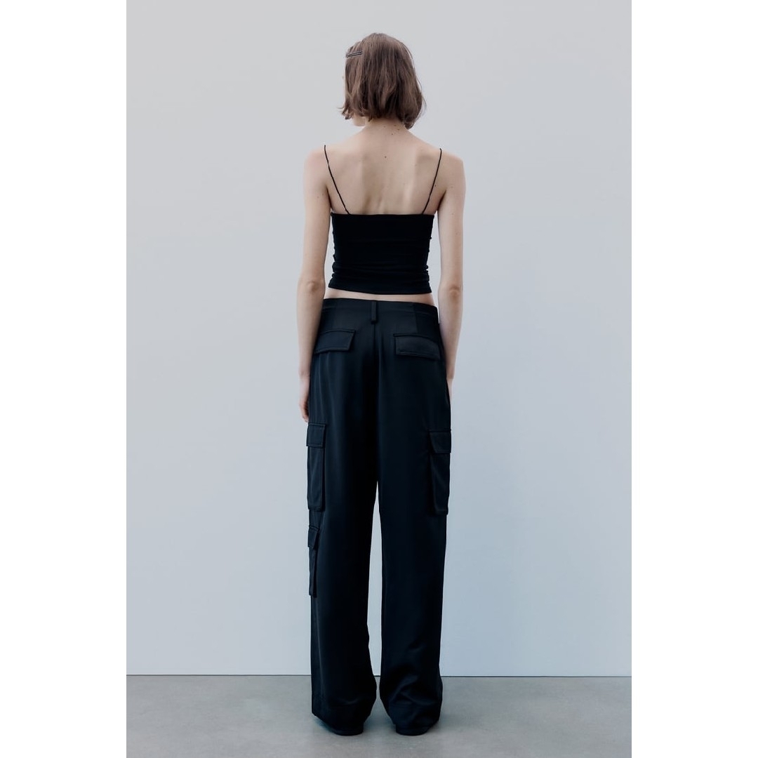 ZARA - ZARA サテン カーゴパンツ Mサイズ ブラックの通販 by ZARA - ZARA サテン カーゴパンツ Mサイズ ブラックの通販 by