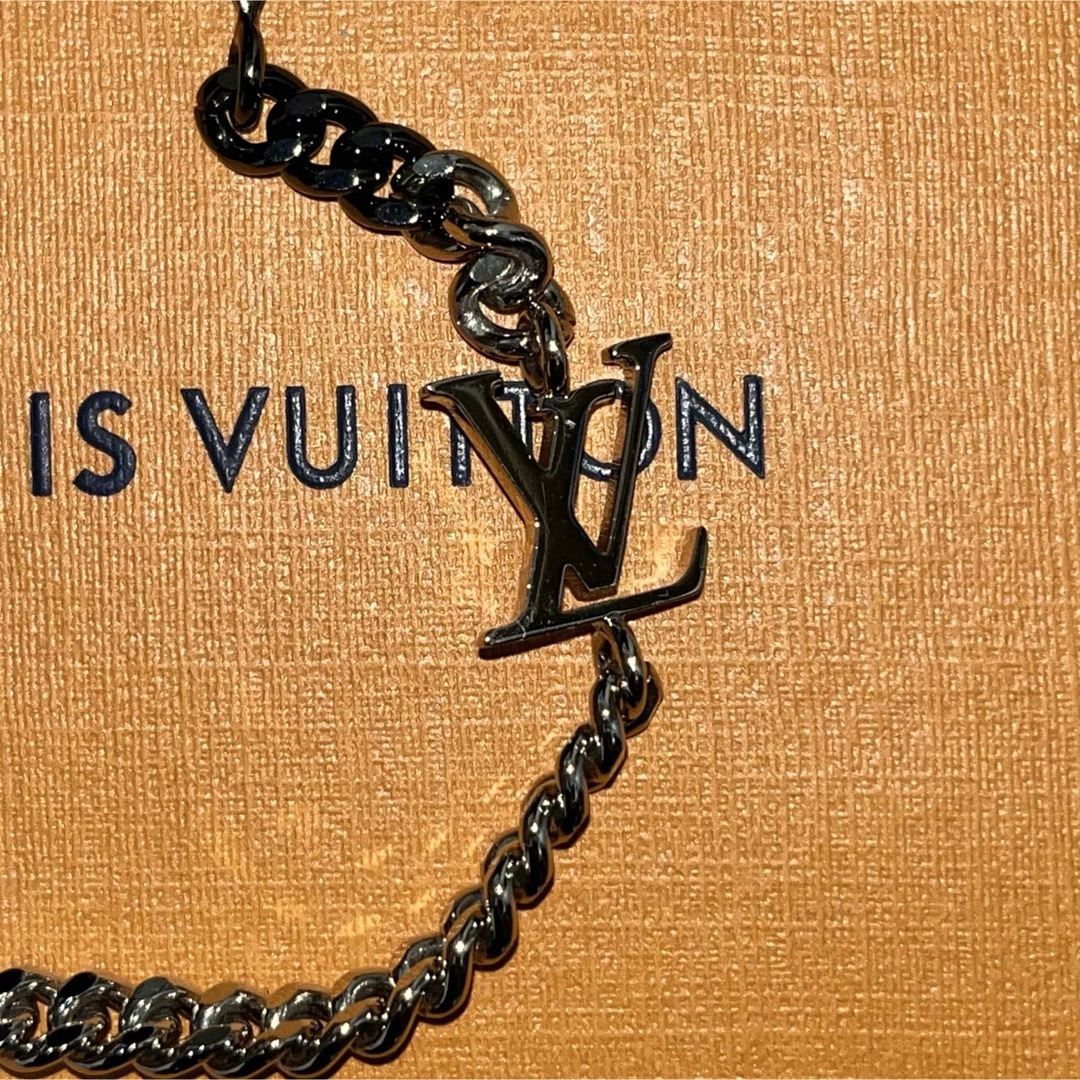 LOUIS VUITTON(ルイヴィトン)のLOUIS VUITTON インスティンクトM00508 ブレスレット レディースのアクセサリー(ブレスレット/バングル)の商品写真