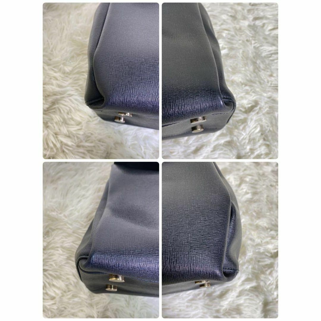 Furla(フルラ)のフルラ　ハンドバッグ　ミニボストン　レザー　PVC ロゴ　金具　大容量　黒 レディースのバッグ(ハンドバッグ)の商品写真