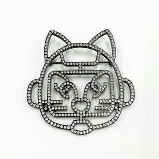 シャネル(CHANEL)の8612 シャネル ブローチ ココマーク ラインストーン 猫 ブラック シルバー(ブローチ/コサージュ)