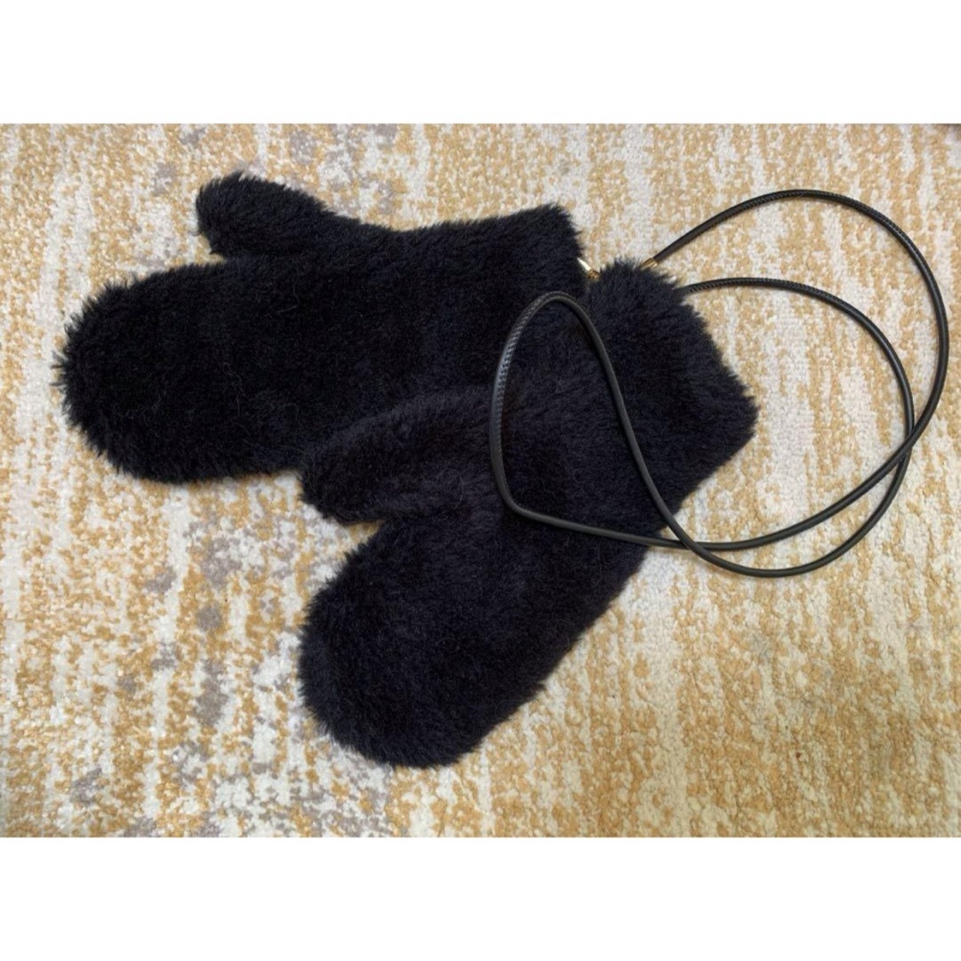 Max Mara(マックスマーラ)の人気　マックスマーラ ミトン   テディベアミトン  ブラック　黒　SM レディースのファッション小物(手袋)の商品写真