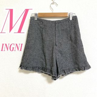 イング(INGNI)のイング M ショートパンツ フリル ガーリー きれいめコーデ ショート丈 グレー(ショートパンツ)