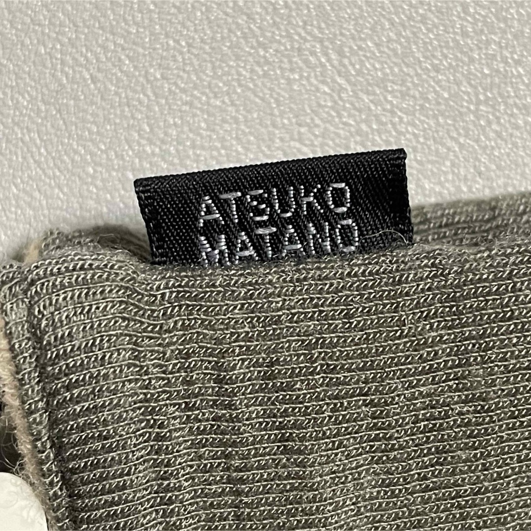Atsuko Matano(アツコマタノ)のマタノアツコ 手袋 冬用 ねこ 黒猫 シルク カシミア レディースのファッション小物(手袋)の商品写真