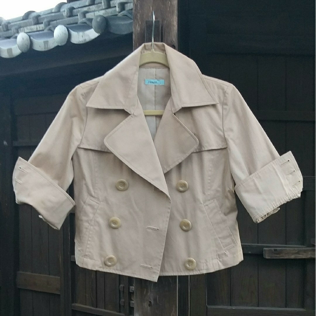 トレンチ ジャケット ベージュ 8分袖 jouir a.v.v 38 綿 羽織り レディースのジャケット/アウター(その他)の商品写真
