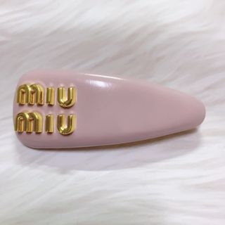 ミュウミュウ ヘアアクセサリー（ピンク/桃色系）の通販 33点 | miumiu 