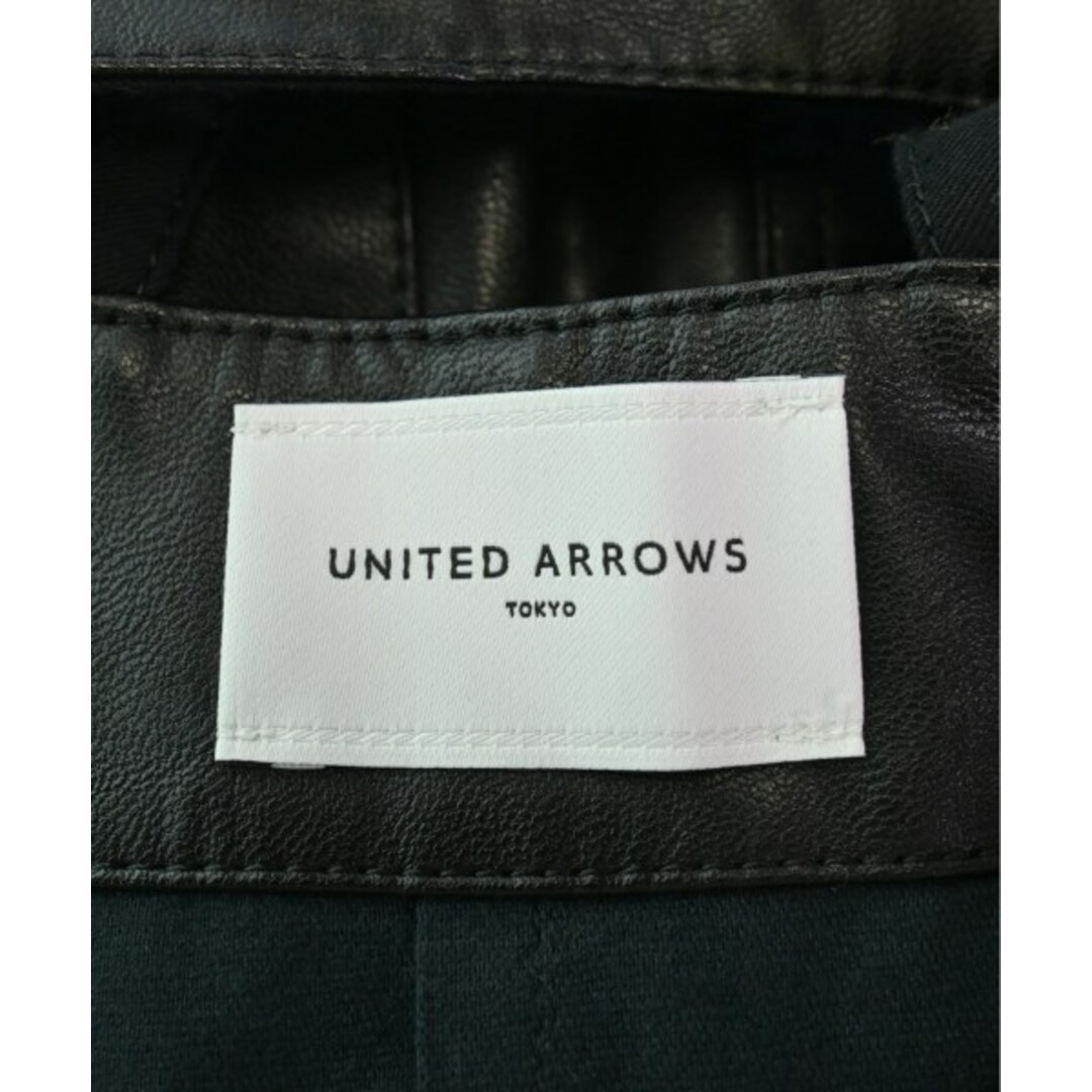 UNITED ARROWS(ユナイテッドアローズ)のUNITED ARROWS オールインワン/サロペット 36(S位) 黒 【古着】【中古】 レディースのパンツ(サロペット/オーバーオール)の商品写真