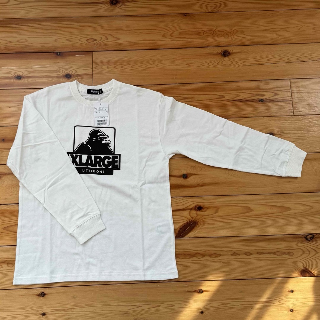 XLARGE(エクストララージ)の新品タグ付き XLARGE フロントプリント長袖Tシャツ キッズ/ベビー/マタニティのキッズ服男の子用(90cm~)(Tシャツ/カットソー)の商品写真