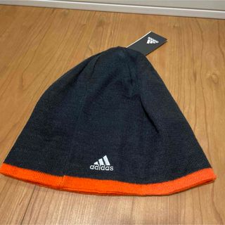 adidas - 新品　未使用品　アディダス　ニットキャップ　ビーニー　黒　オレンジ