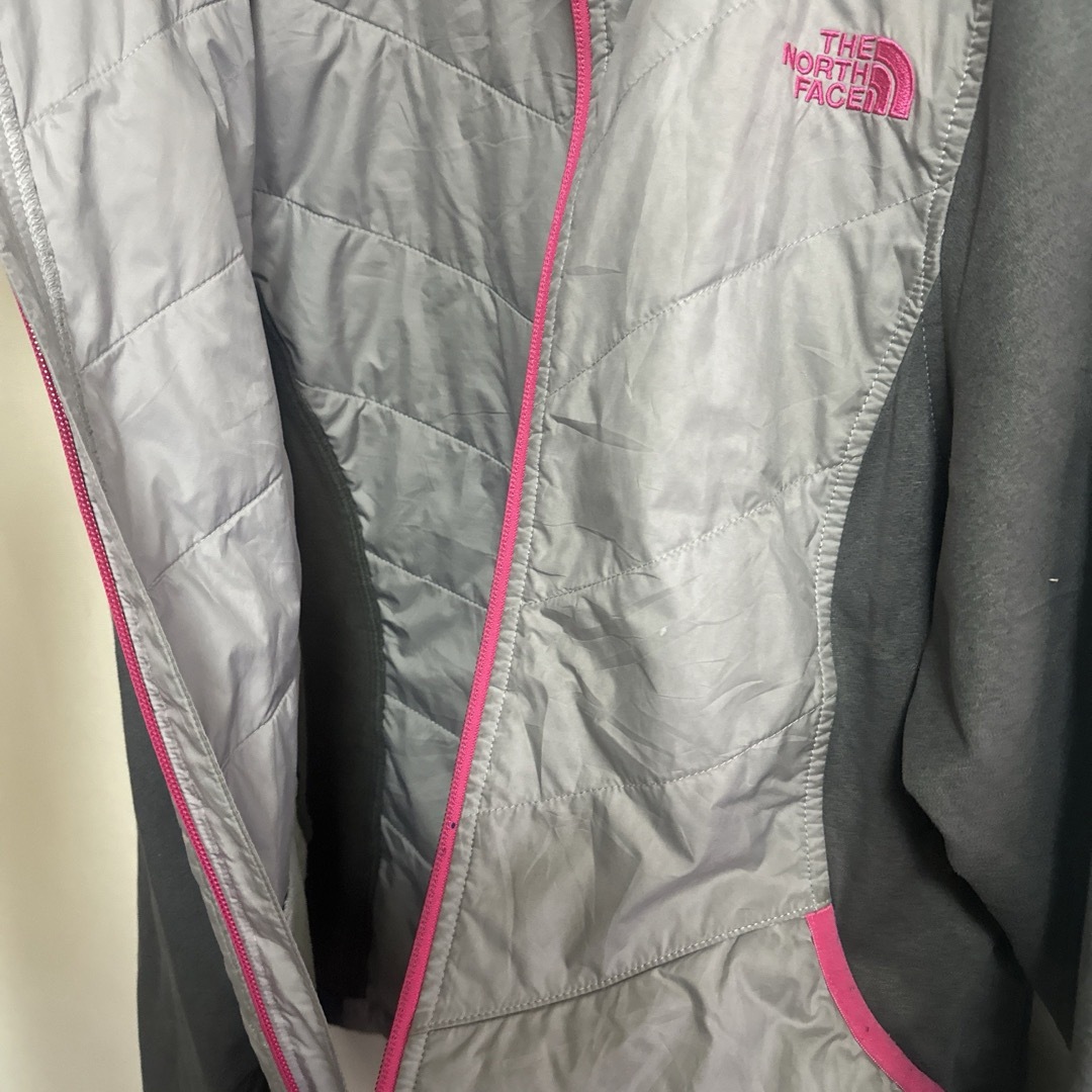 THE NORTH FACE(ザノースフェイス)のノースフェイス　アウター　160サイズ キッズ/ベビー/マタニティのキッズ服女の子用(90cm~)(ジャケット/上着)の商品写真