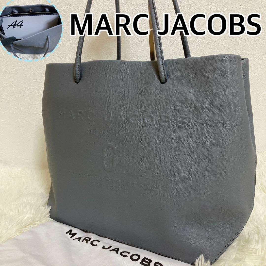 MARC JACOBS(マークジェイコブス)の美品 マークジェイコブス トートバッグ A4収納 デカ ロゴ レザー ブルー レディースのバッグ(トートバッグ)の商品写真