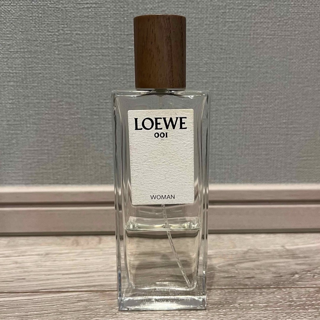 LOEWE(ロエベ)のLOEWE 001 WOMAN コスメ/美容の香水(ユニセックス)の商品写真