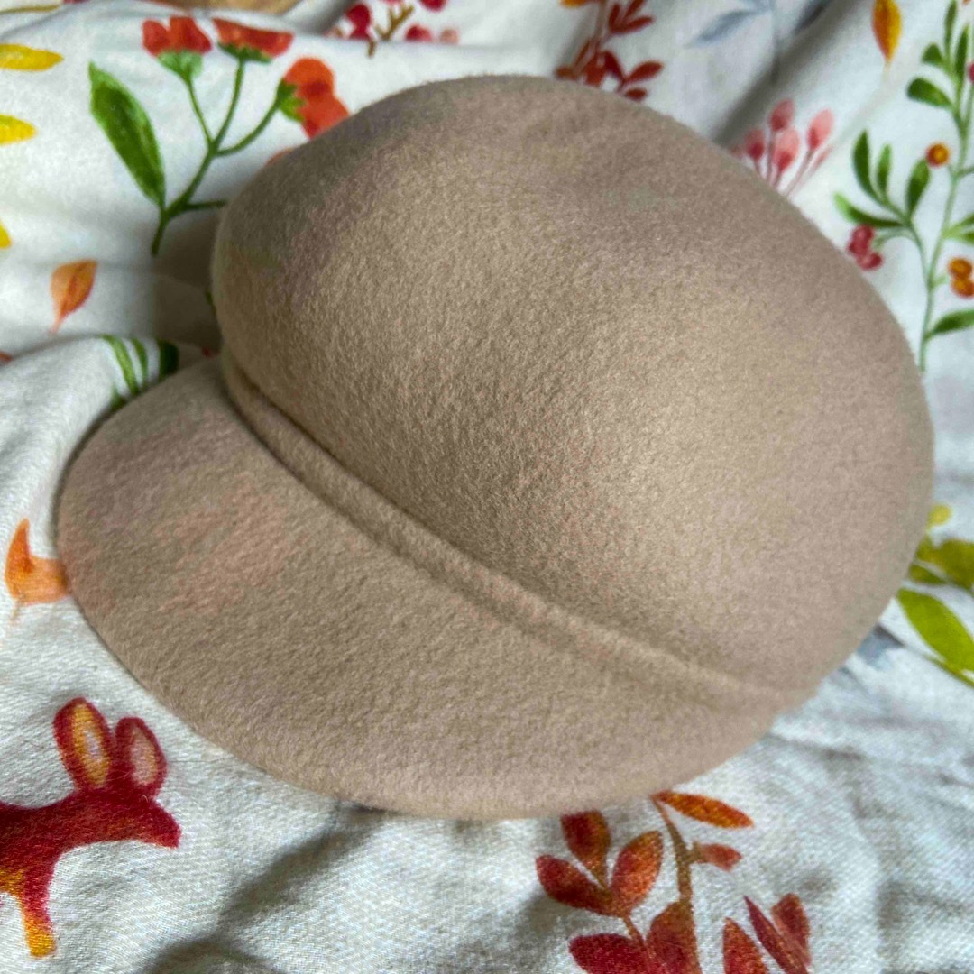 レディース ✳︎ キャスケット　ウール素材　ベージュ レディースの帽子(キャスケット)の商品写真