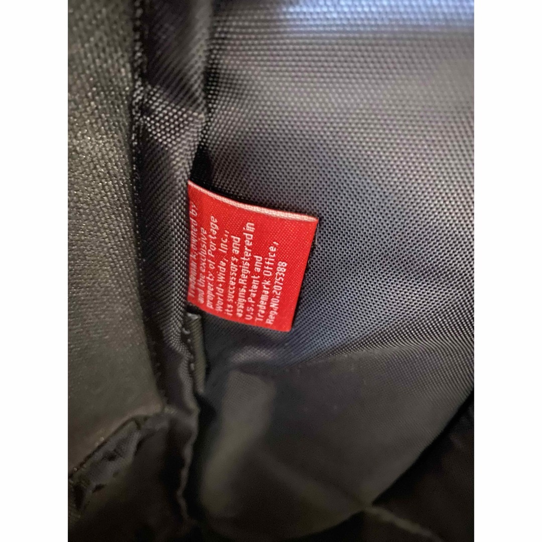 Manhattan Portage(マンハッタンポーテージ)のマンハッタンポーテージ黒スウェード美品 レディースのバッグ(ショルダーバッグ)の商品写真