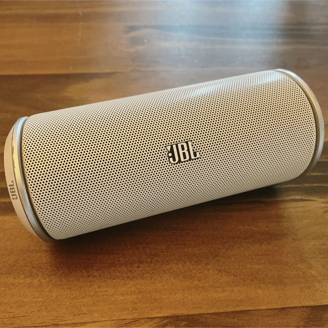 【海外購入品】JBL Flip Bluetoothスピーカー スマホ/家電/カメラのオーディオ機器(スピーカー)の商品写真