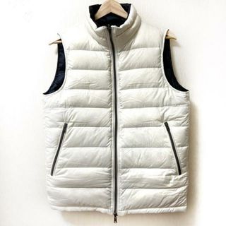 HERNO - HERNO(ヘルノ) ダウンベスト サイズ46 S メンズ - 黒×アイボリー リバーシブル/ジップアップ/冬の通販 by ブランディア|ヘルノならラクマ HERNO - HERNO(ヘルノ) ダウンベスト サイズ46 S メンズ - 黒×アイボリー リバーシブル/ジップアップ/冬の通販 by ブランディア|ヘルノならラクマ