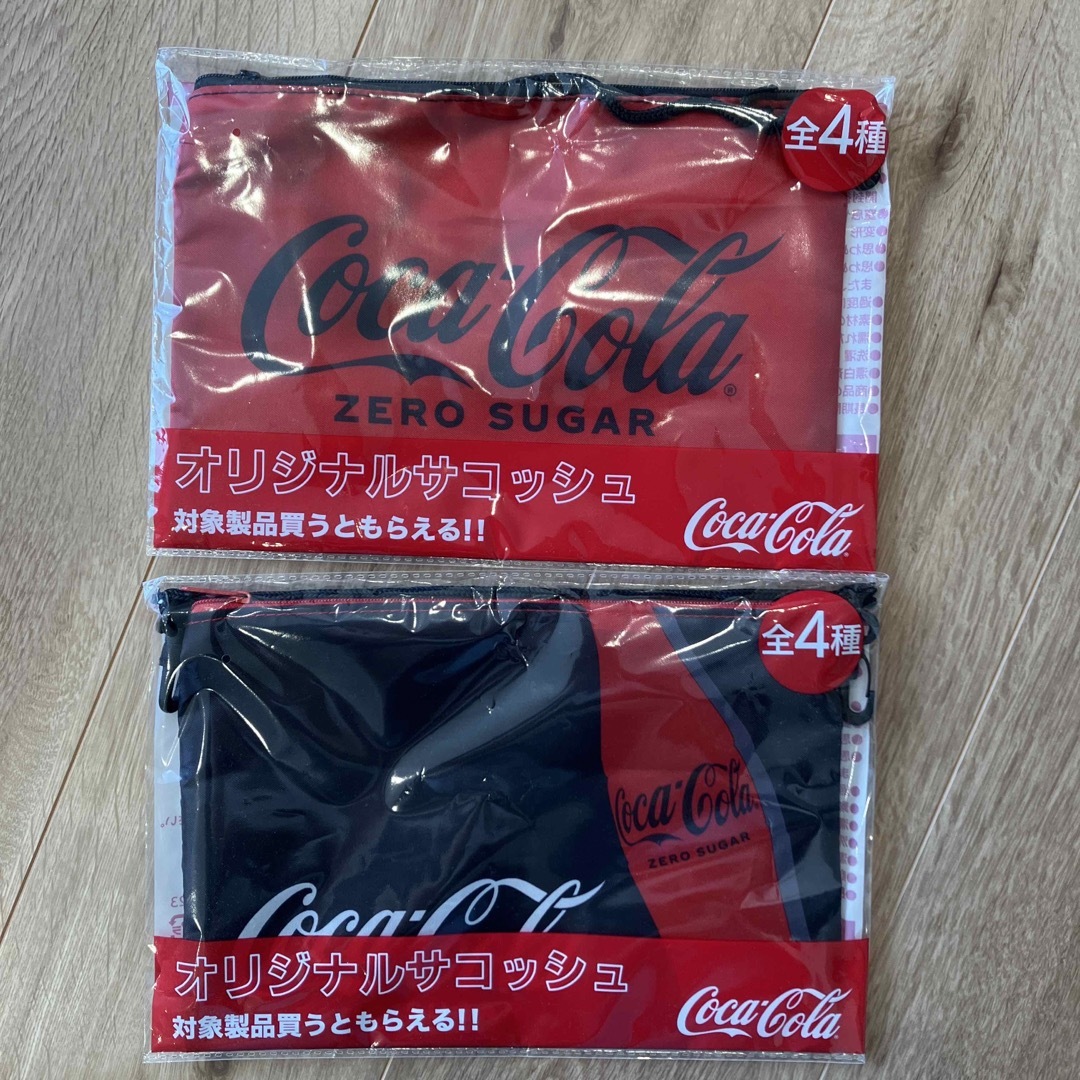 コカ・コーラ(コカコーラ)のコカコーラ　サコッシュ エンタメ/ホビーのコレクション(ノベルティグッズ)の商品写真