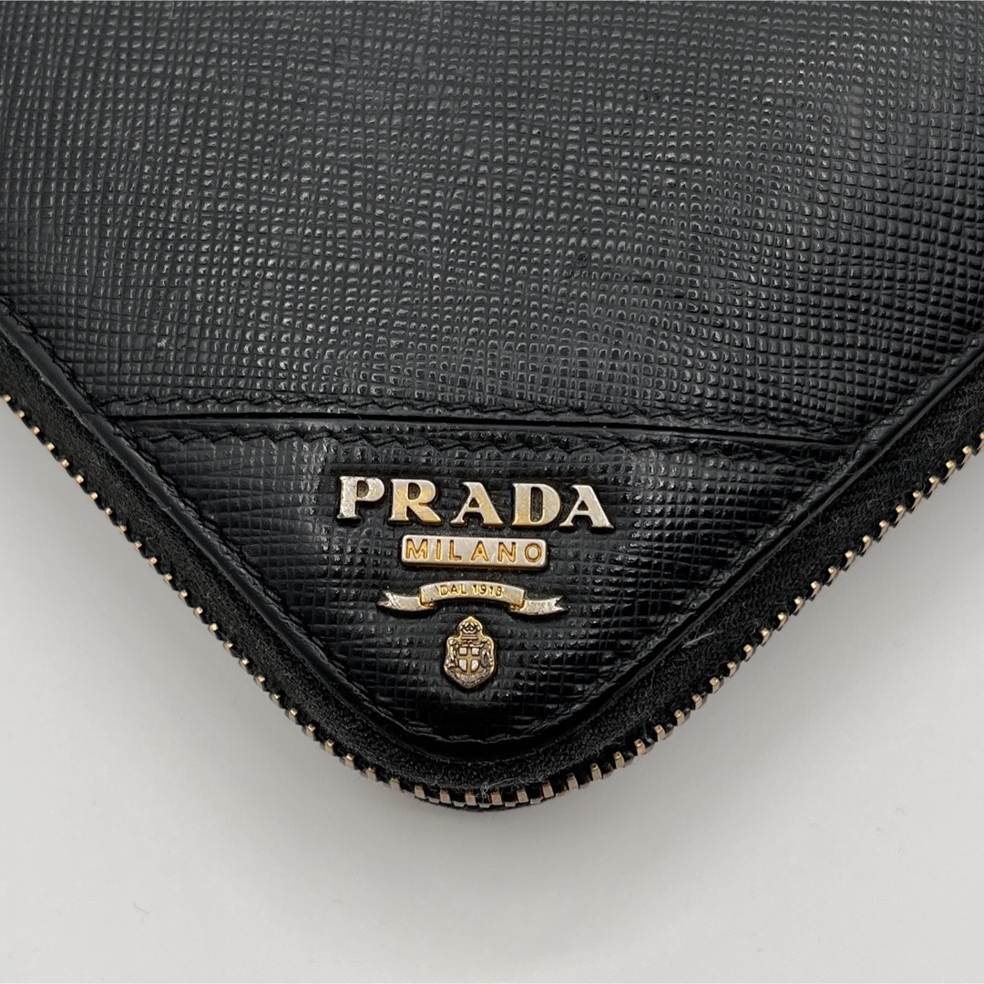 PRADA(プラダ)の【美品】プラダ 長財布 ラウンドファスナー サフィアーノレザー 2ML317 レディースのファッション小物(財布)の商品写真