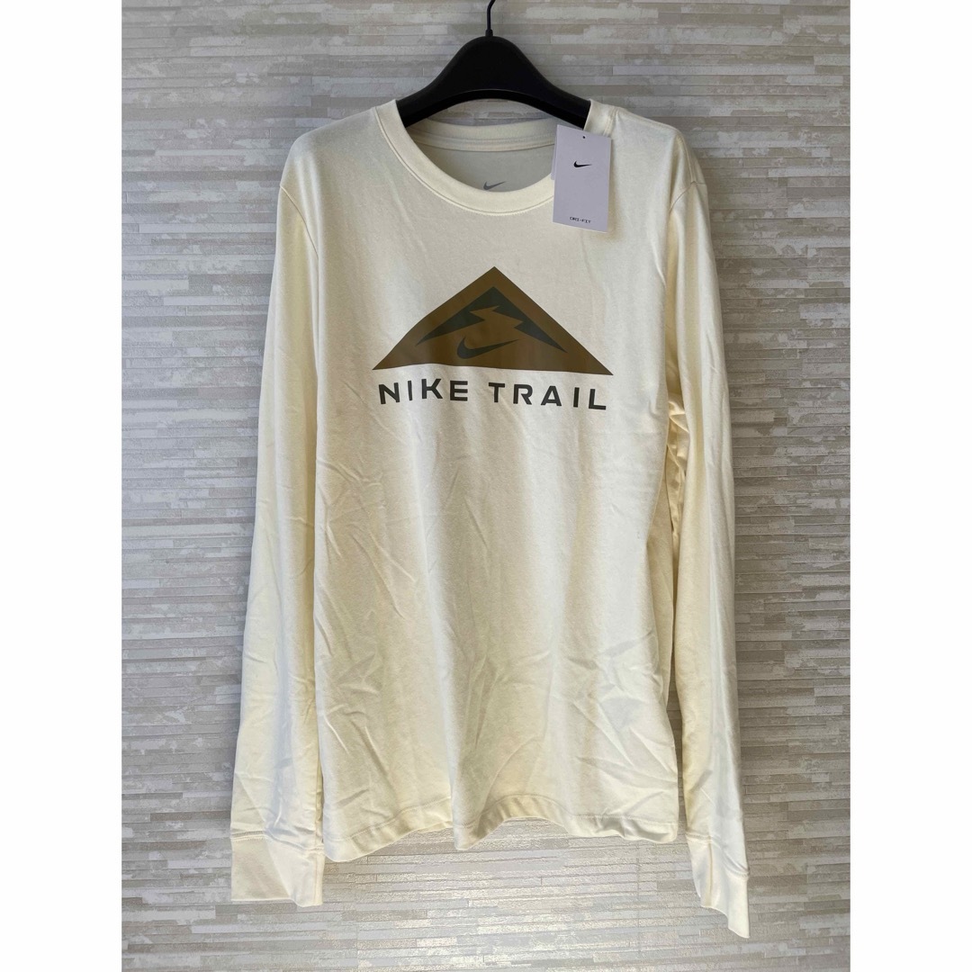 NIKE(ナイキ)の「L」NIKEナイキ Dri-FIT ロングスリーブ トレイル ランニングクルー メンズのトップス(Tシャツ/カットソー(七分/長袖))の商品写真