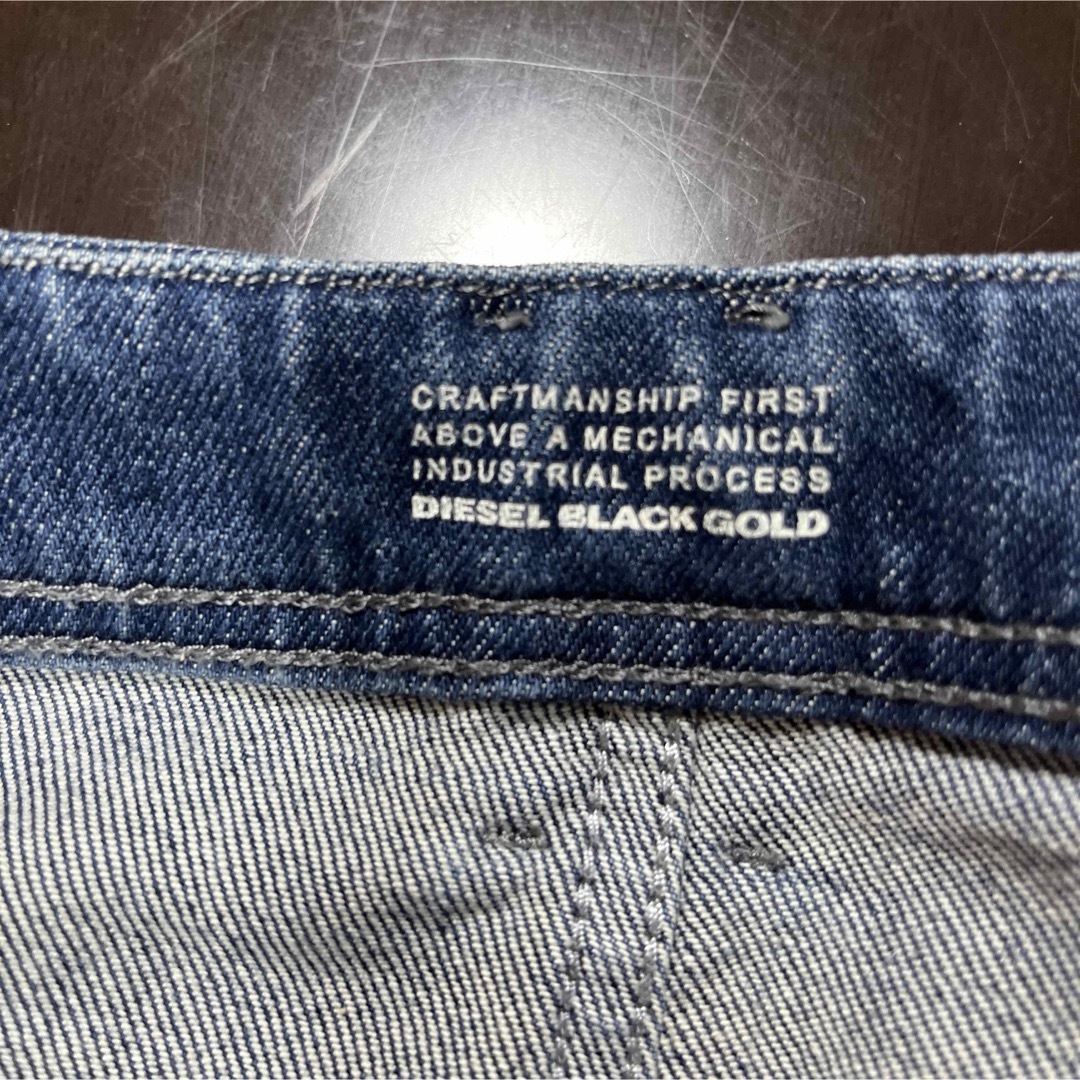 DIESEL BLACK GOLD(ディーゼルブラックゴールド)のDIESEL  BLACK GOLD  ストレッチジーンズw28 メンズのパンツ(デニム/ジーンズ)の商品写真