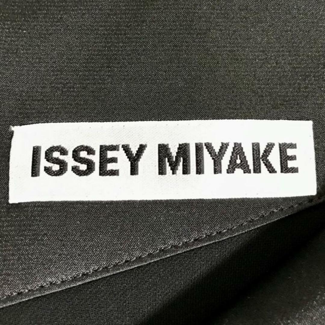 ISSEY MIYAKE(イッセイミヤケ)のISSEYMIYAKE(イッセイミヤケ) ワンピース サイズ3 L レディース - 黒 半袖/ひざ丈 レディースのワンピース(その他)の商品写真