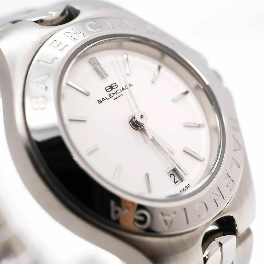 出品物一覧はこちらbyAC《美品》Balenciaga 腕時計 ホワイト デイト レディース クォーツ z