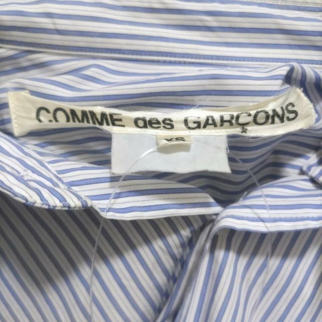 COMME des GARCONS(コムデギャルソン)のCOMMEdesGARCONS(コムデギャルソン) 長袖シャツブラウス サイズXS レディース美品  - 白×ブルー ストライプ レディースのトップス(シャツ/ブラウス(長袖/七分))の商品写真