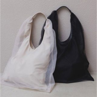 リエンダ(rienda)のrienda  新品未使用　リエンダ   チュールトートBAG 黒　(トートバッグ)