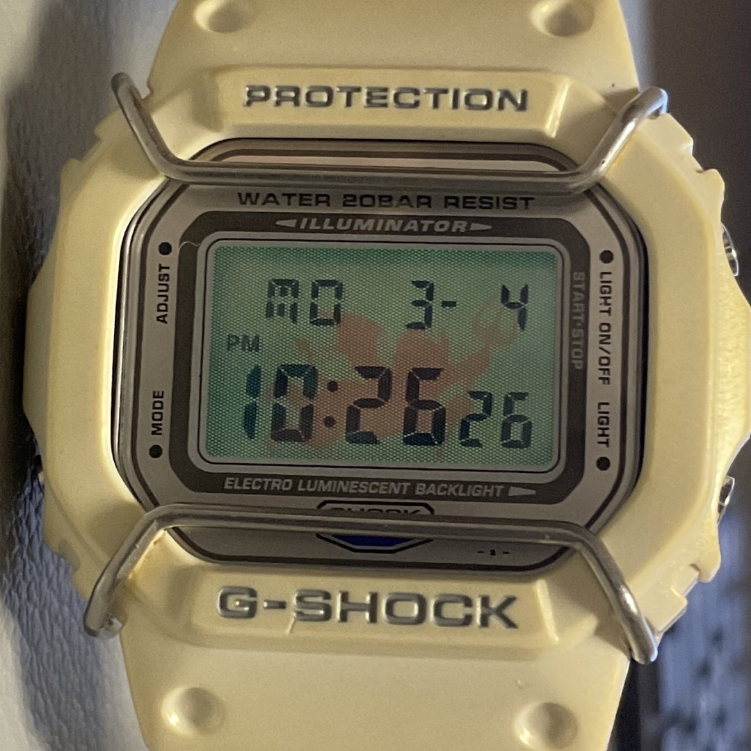 G-SHOCK(ジーショック)のG-SHOCK DW-5000LV 1545 メンズの時計(腕時計(デジタル))の商品写真