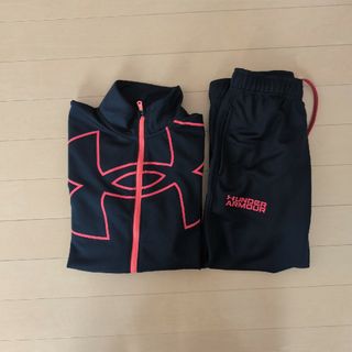 UNDER ARMOUR  ｼﾞｬｰｼﾞ上下 150cm