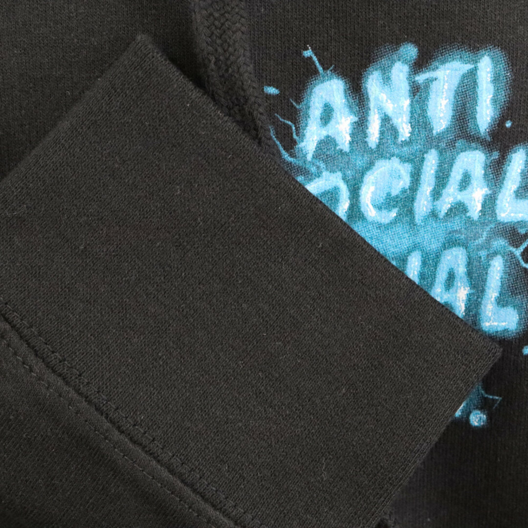 ANTI SOCIAL SOCIAL CLUB(アンチソーシャルソーシャルクラブ)のANTI SOCIAL SOCIAL CLUB アンチソーシャルソーシャルクラブ ネオン ライトニング ロゴプリント プルオーバースウェットパーカー ブラック/ブルー メンズのトップス(パーカー)の商品写真
