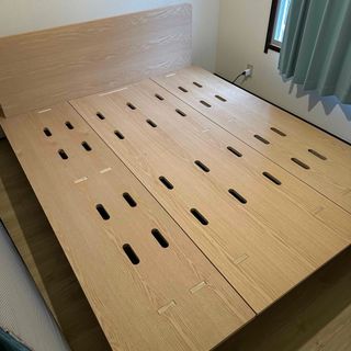 東京都付近限定*超美品 IKEA 色あせ MALM マルム ベッド 東京都付近限定*超美品 IKEA 色あせ MALM マルム ベッド