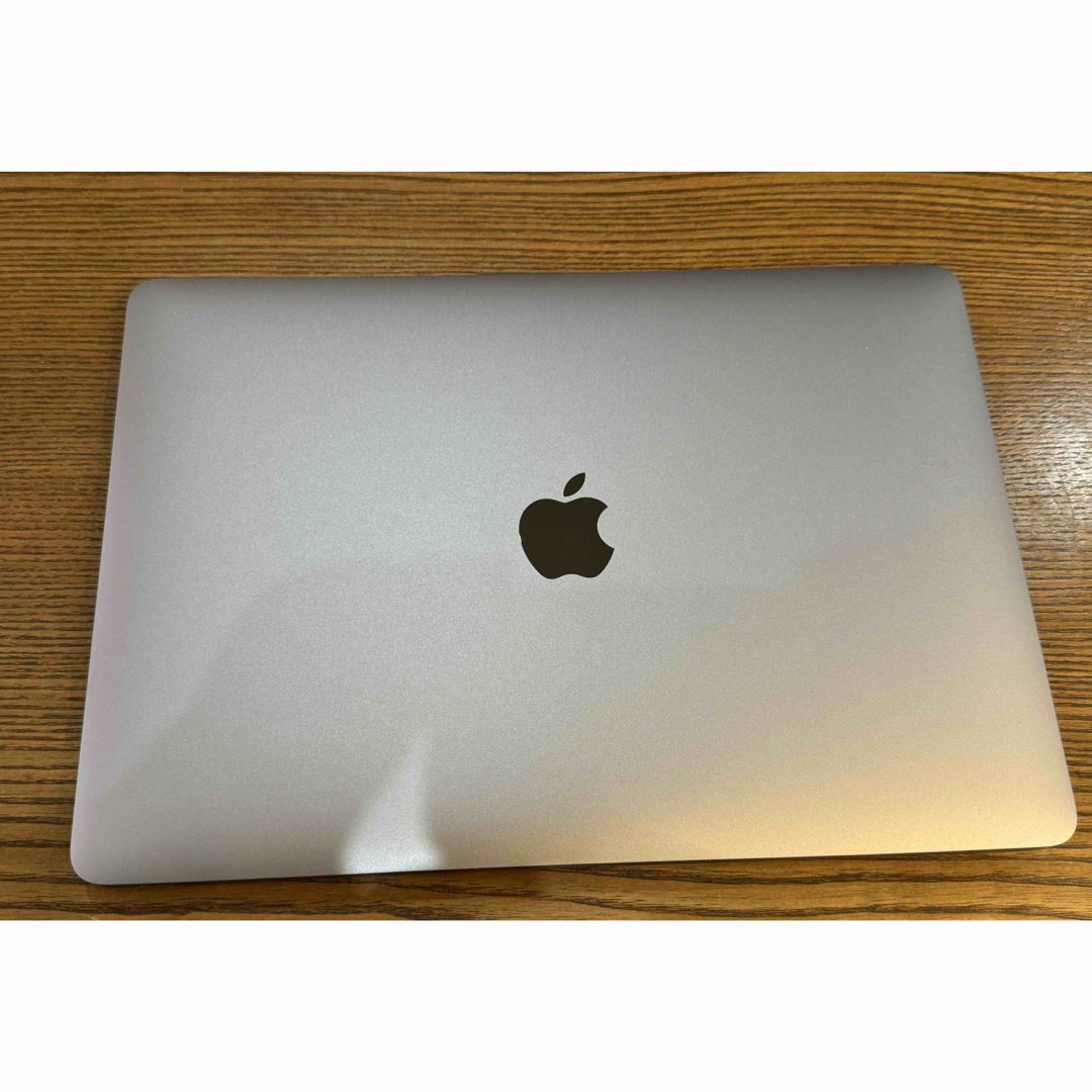 MacBook Air (M1， 2020)