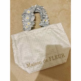 メゾンドフルール(Maison de FLEUR)のMaison de FLEUR メゾンドフルール ギンガムチェックトートバッグ(トートバッグ)