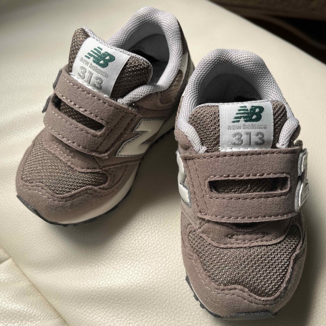 New Balance(ニューバランス)の【新品・未使用品】ニューバランス　313 ベビー　ベージュ　ブラウン キッズ/ベビー/マタニティのベビー靴/シューズ(~14cm)(スニーカー)の商品写真