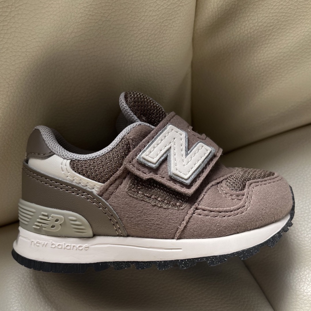 New Balance(ニューバランス)の【新品・未使用品】ニューバランス　313 ベビー　ベージュ　ブラウン キッズ/ベビー/マタニティのベビー靴/シューズ(~14cm)(スニーカー)の商品写真