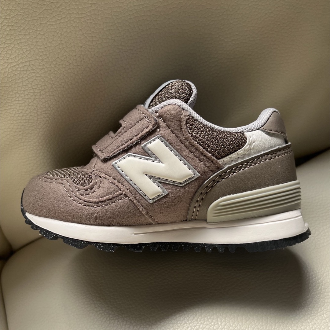 New Balance(ニューバランス)の【新品・未使用品】ニューバランス　313 ベビー　ベージュ　ブラウン キッズ/ベビー/マタニティのベビー靴/シューズ(~14cm)(スニーカー)の商品写真