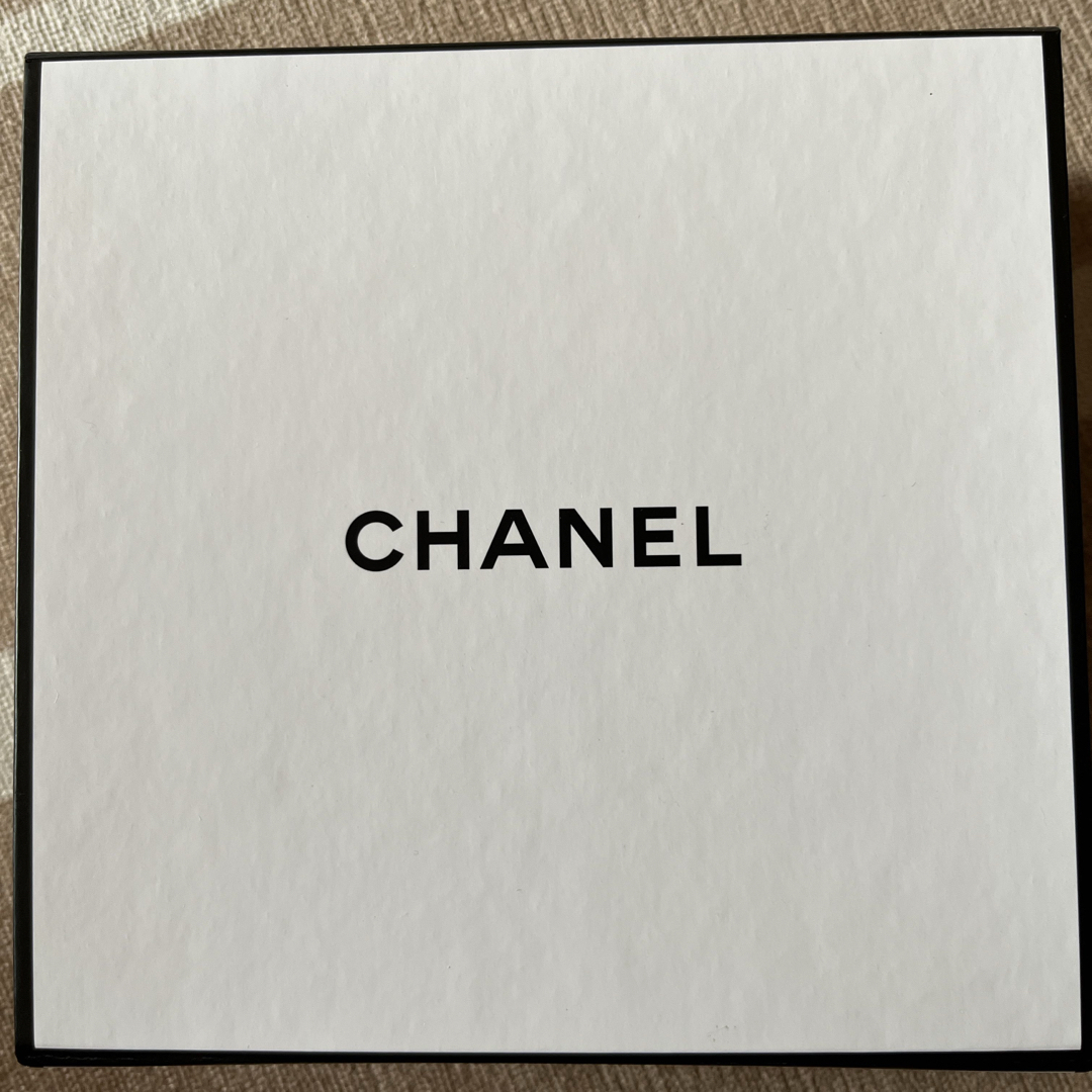 CHANEL(シャネル)の【新品】CHANEL チャンス ヘアミスト 35ml コスメ/美容のヘアケア/スタイリング(ヘアウォーター/ヘアミスト)の商品写真