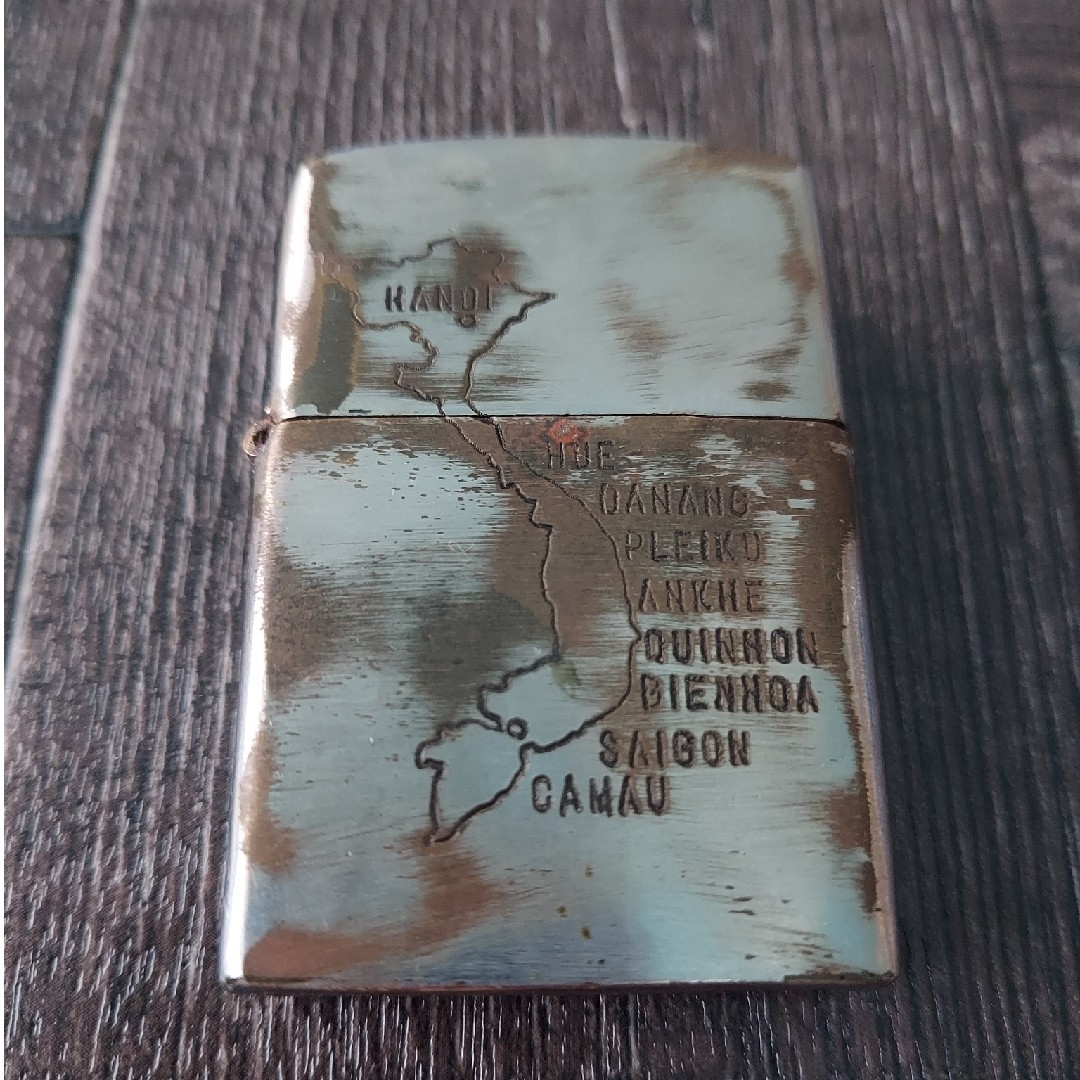 ZIPPO(ジッポー)のZIPPO VIETNAM 地図 メンズのファッション小物(タバコグッズ)の商品写真