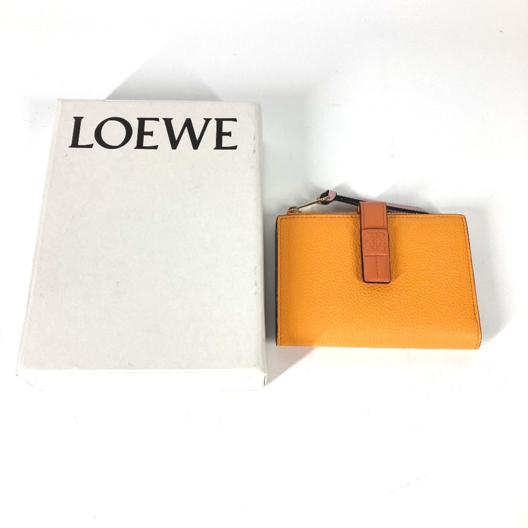 LOEWE(ロエベ)のロエベ LOEWE コンパクト ジップウォレット アナグラム 2つ折り財布 レザー オレンジ 美品 レディースのファッション小物(財布)の商品写真