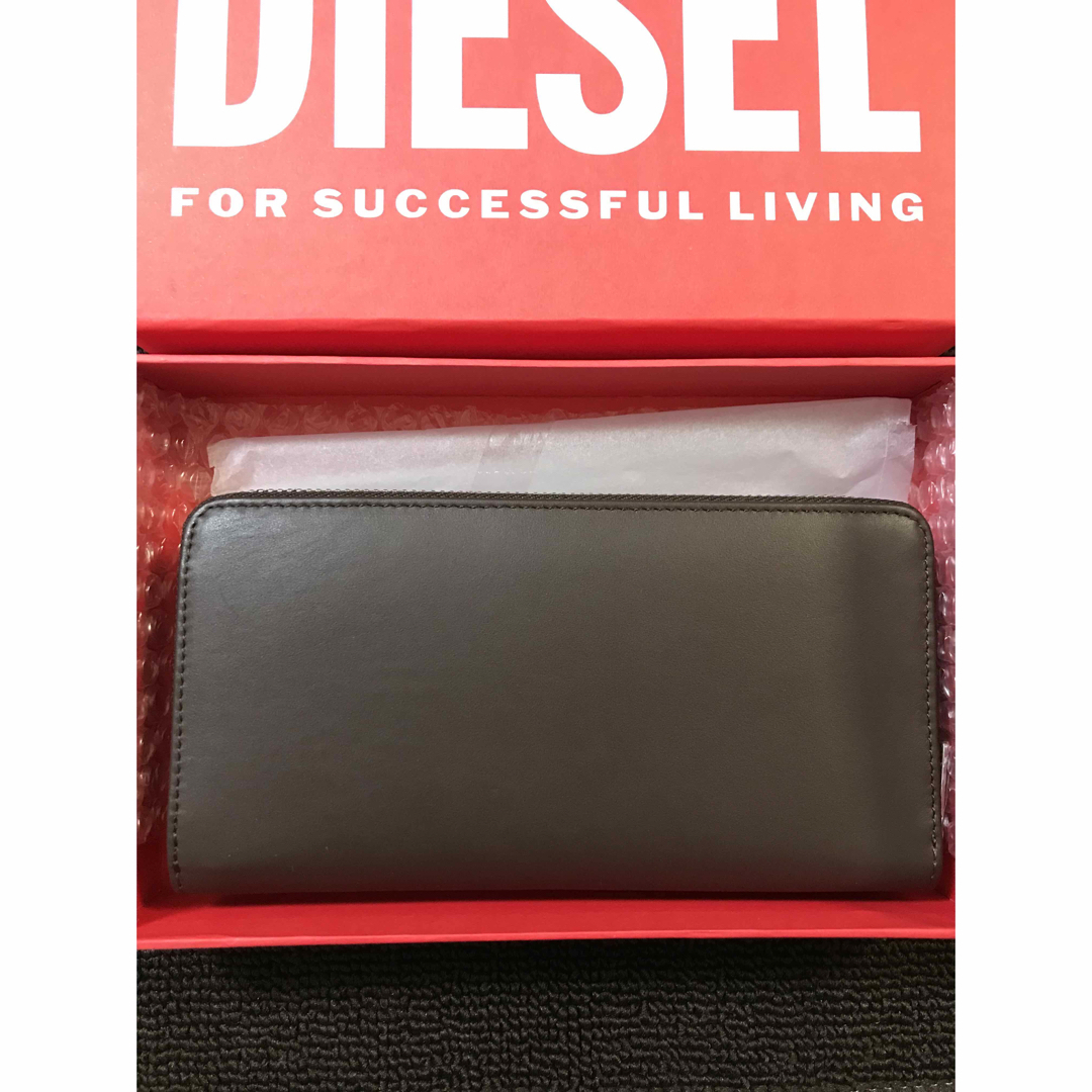 DIESEL(ディーゼル)のDIESEL 長財布（ブラウン） メンズのファッション小物(長財布)の商品写真