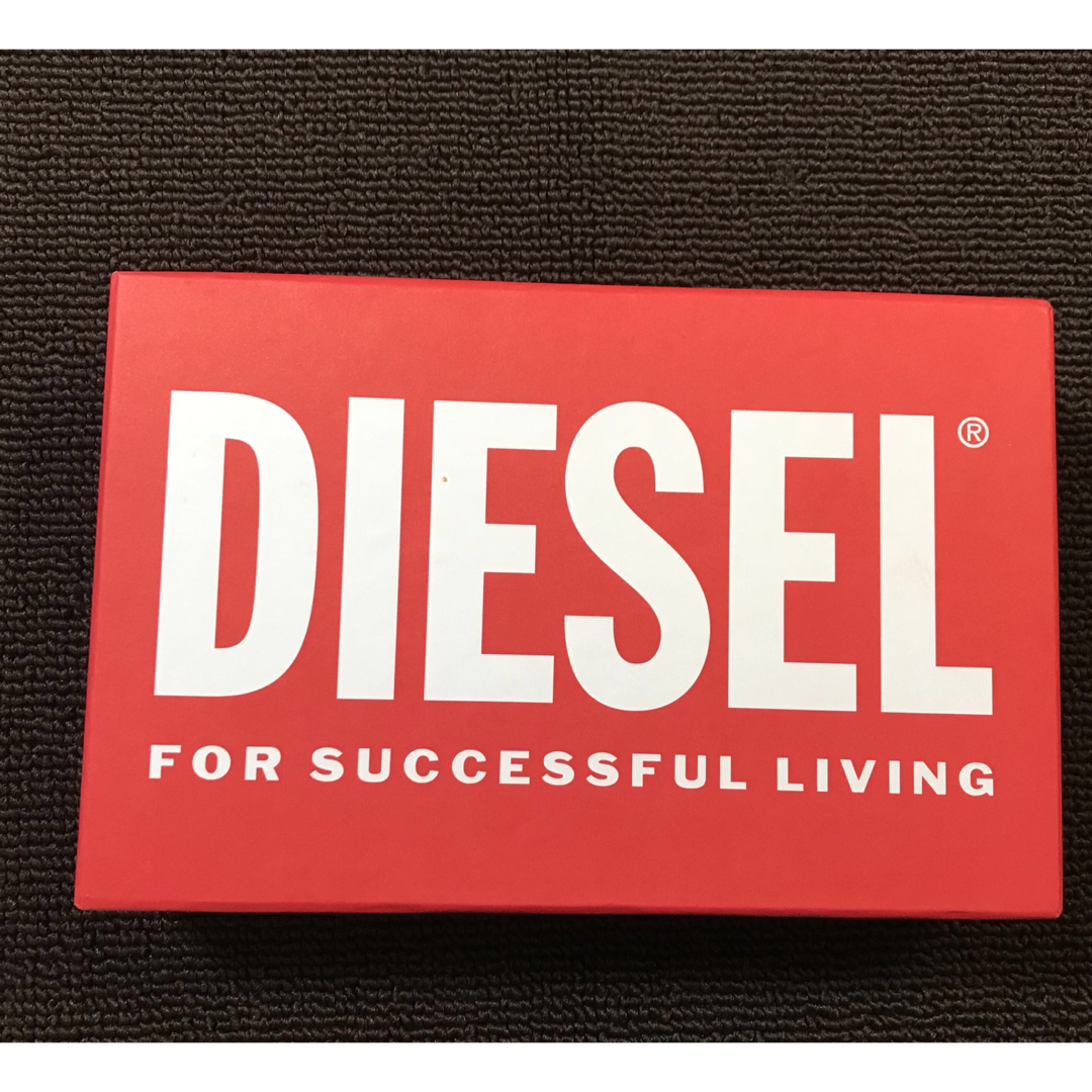 DIESEL(ディーゼル)のDIESEL 長財布（ブラウン） メンズのファッション小物(長財布)の商品写真