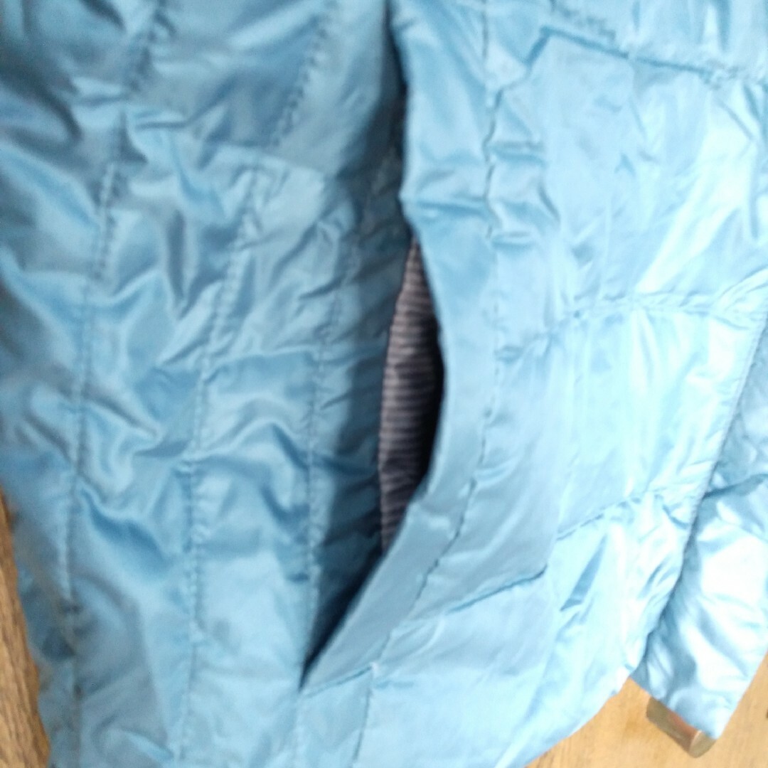 ライトダウンベスト レディースのジャケット/アウター(ダウンベスト)の商品写真