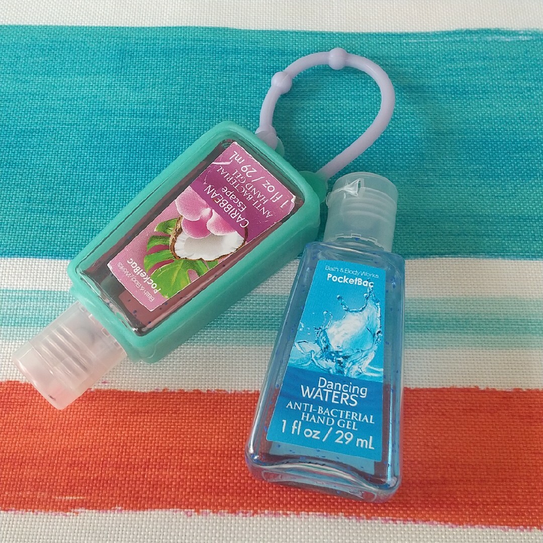 Bath & Body Works(バスアンドボディーワークス)のBath & Body Works★ハンドジェル&専用ホルダー コスメ/美容のコスメ/美容 その他(その他)の商品写真