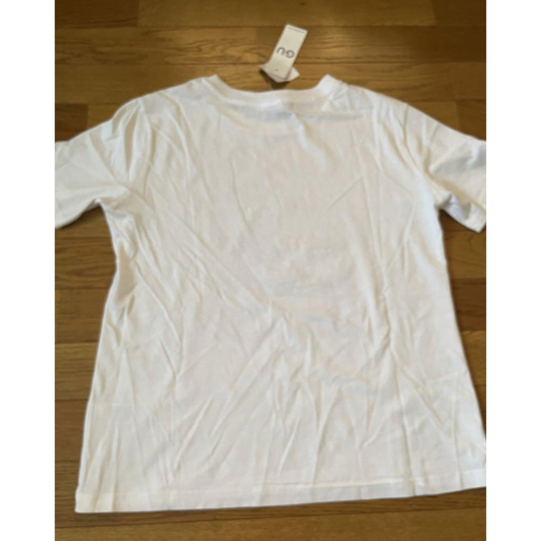 GU(ジーユー)の新品　タグ付　GU ジーユー　バービー　グラフィック　Tシャツ　白　ホワイト　L レディースのトップス(Tシャツ(半袖/袖なし))の商品写真