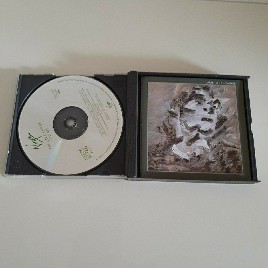 オイル・オン・キャンバス／JAPAN エンタメ/ホビーのCD(ポップス/ロック(洋楽))の商品写真